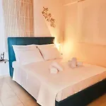 22 With Private Parking Apartmán Larissa