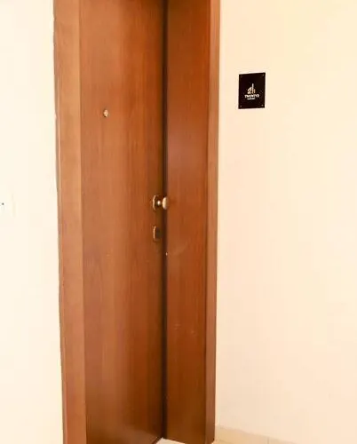 22 With Private Parking Apartment Larissa