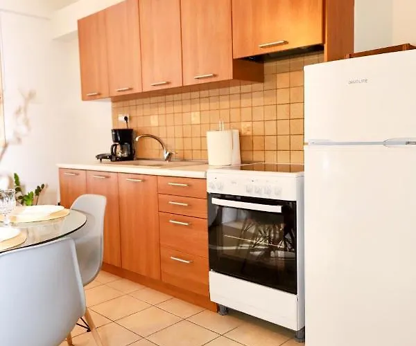 Apartment 22 With Private Parking Larissa