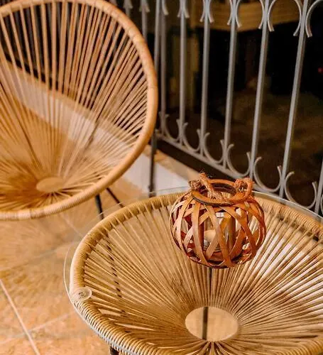 22 With Private Parking Larissa